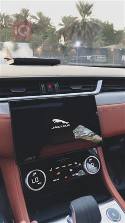 جاكوار إف-بيس